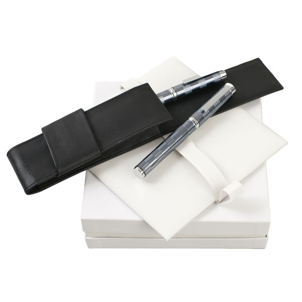 Set NINA RICCI : Etui + Stylo + Stylo