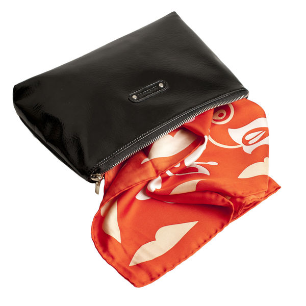 Set CACHAREL : Trousse + Foulard