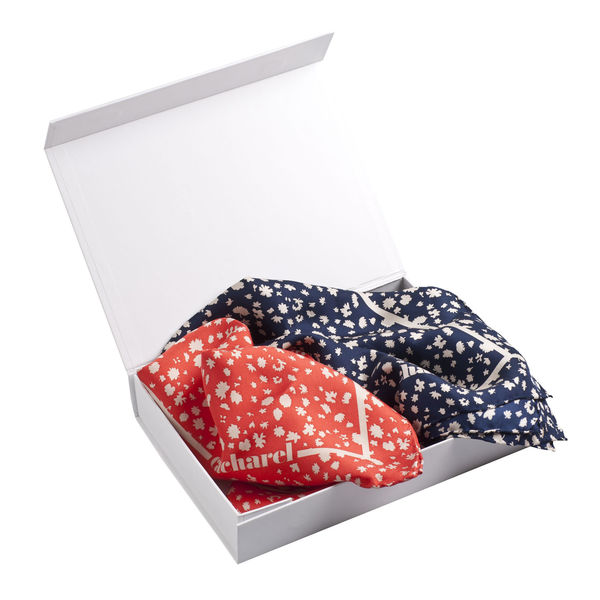 Set CACHAREL : Foulard + CFR216