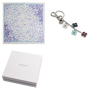 Set Cacharel : Porte-clefs + Foulard promotionnel 1