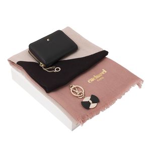 Set Cacharel : Porte-clefs + Portefeuille + Echarpe personnalisable 1